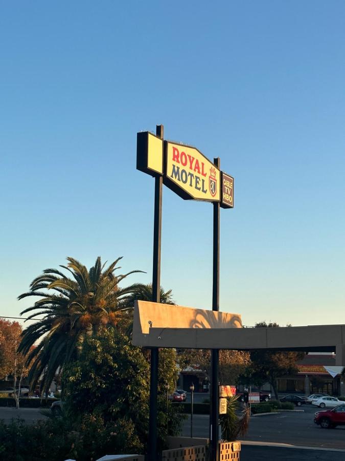 Royal Motel Tracy Dış mekan fotoğraf